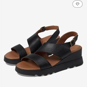 Bueno Black and Brown Platform Sandals